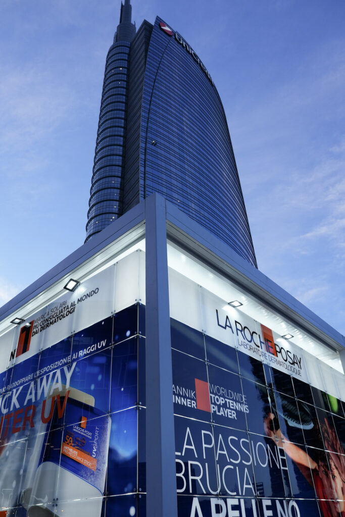 la roche posay showroom 2026